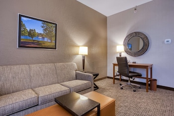 Suite, 2 Queen Beds (Sofa Sleeper, 2 Rooms)