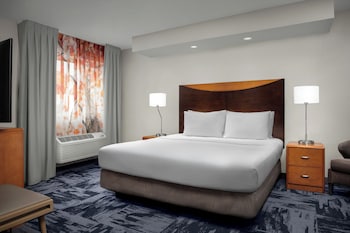 Room, 1 King Bed (Hearing Accessible)