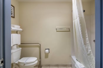 Room, 2 Queen Beds, Accessible, Non Smoking