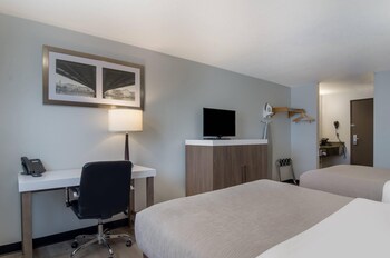 Standard Room, 2 Queen Beds, Non Smoking