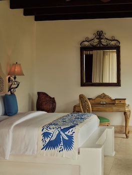 Two Bedroom Gardenview Residence