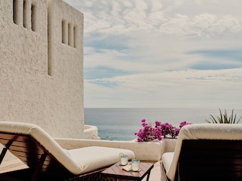 Ocean View  Rooftop Terrace King Jr Suite