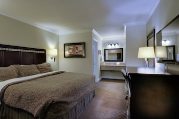 Standard Room, 1 King Bed