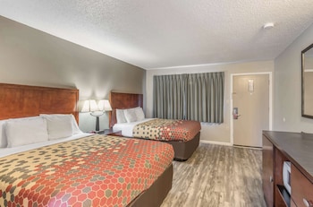 Standard Room, 2 Queen Beds, Smoking