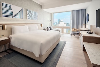 Room, 1 King Bed, Non Smoking