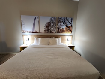 Deluxe Suite, 1 King Bed, Non Smoking