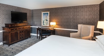 Room, 1 King Bed, Balcony