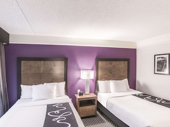 Room, 2 Double Beds, Accessible, Non Smoking (Mobility/Hearing Impaired Accessible)