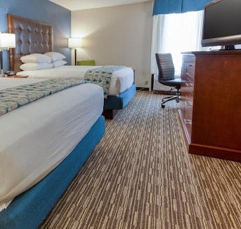 Room, 2 Queen Beds, Non Smoking