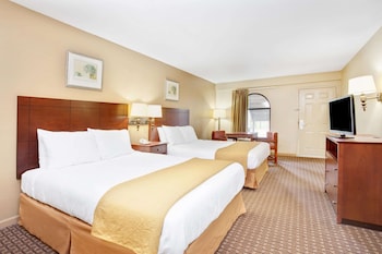Standard Room, 2 Queen Beds