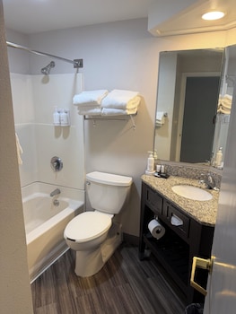 Suite, 2 Double Beds, Non Smoking