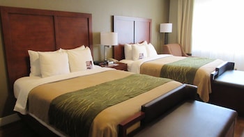 Standard Room, 2 Queen Beds, Non Smoking