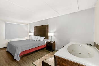 Suite, 1 King Bed, Non Smoking