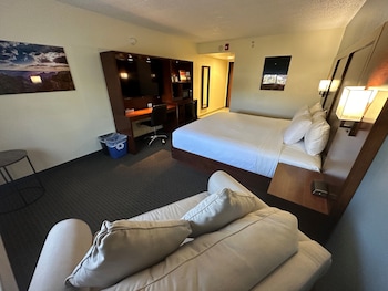 Double Room, Accessible (Hotel) (No Pets)