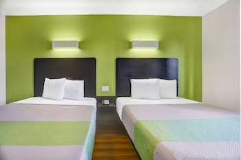 Standard Room, 2 Double Beds, Non Smoking, Refrigerator & Microwave