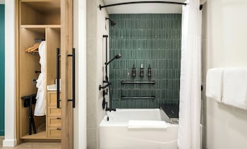 Club Room, 2 Queen Beds, Accessible (ADA Tub)