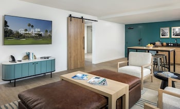 Suite, 2 Queen Beds