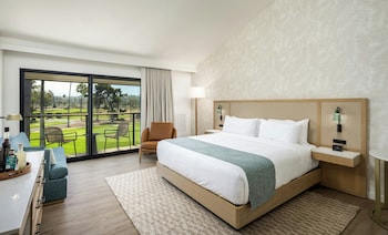 Room, 1 King Bed, Golf View