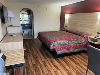 Standard Room, 1 King Bed, Non Smoking
