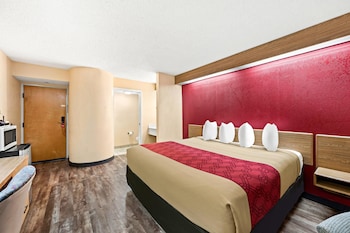 Standard Room, 1 King Bed, Non Smoking