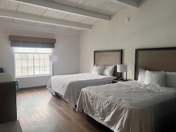 Superior Suite, Multiple Beds, Non Smoking