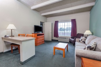Room, Multiple Beds, Non Smoking (Efficiency)