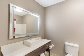 Suite, 1 King Bed, Non Smoking (2 Rooms )