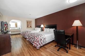 Deluxe Room, 2 Double Beds, Smoking