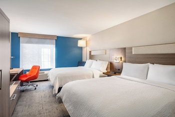 Standard Room, 2 Double Beds, Mobility Accessible (Communications)