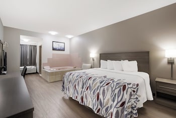Superior Room, 1 King Bed, Non Smoking, Jetted Tub