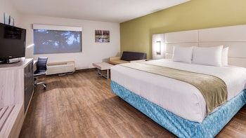 Standard Room, 1 King Bed, Non Smoking, Refrigerator & Microwave