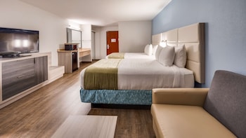 Standard Room, 2 Queen Beds, Non Smoking, Refrigerator & Microwave