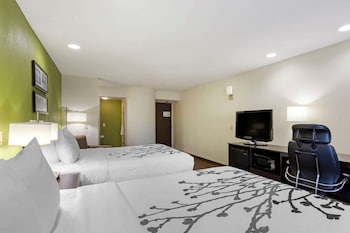 Standard Room, 2 Queen Beds, Non Smoking