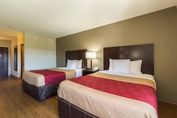 Standard Room, 2 Queen Beds, Non Smoking