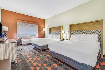Premium Room, 2 Queen Beds, Mobility Accessible