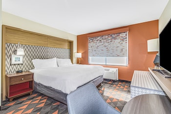 Standard Room, 1 King Bed, Mobility Accessible (Communications)