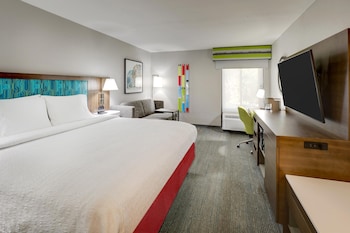 Room, 1 King Bed, Microwave
