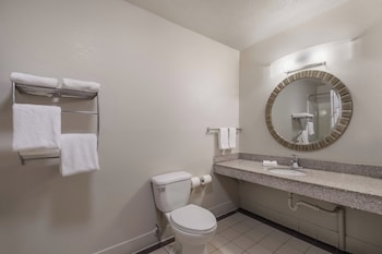 Deluxe Room, 1 King Bed, Accessible, Non Smoking