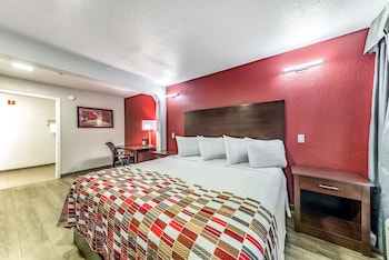 Deluxe Room, 1 King Bed, Accessible (Roll-In Shower, Smoke Free)