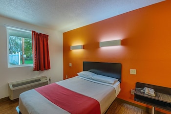 Standard Room, 2 Double Beds, Non Smoking, Refrigerator & Microwave