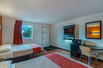 Standard Room, 2 Double Beds, Non Smoking, Refrigerator & Microwave