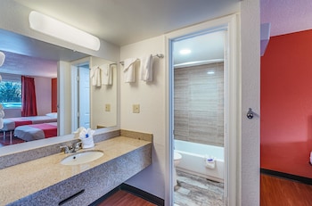 Standard Room, 1 Double Bed, Smoking, Refrigerator & Microwave