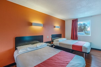 Standard Room, 2 Double Beds, Non Smoking, Refrigerator & Microwave