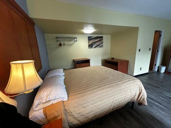 Room, 1 King Bed, Non Smoking