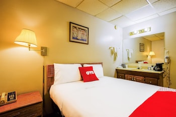 Premium Room, 1 Queen Bed, Jetted Tub