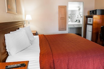 Standard Room, 1 King Bed, Smoking