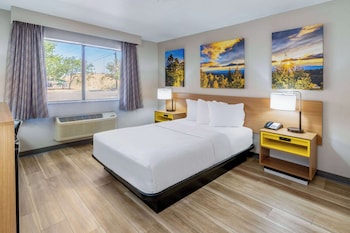 1 FULL SIZE BED, MOBILITY ACCESSIBLE ROOM, NON-SMOKING