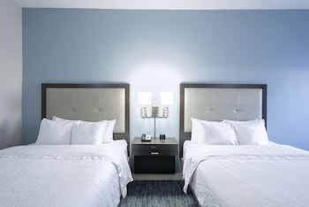 Two queen beds non smoking