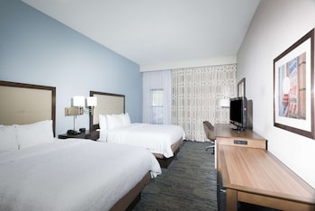 Two queen beds non smoking