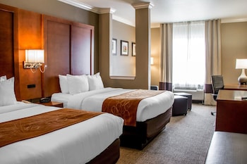 Suite, Multiple Beds, Non Smoking